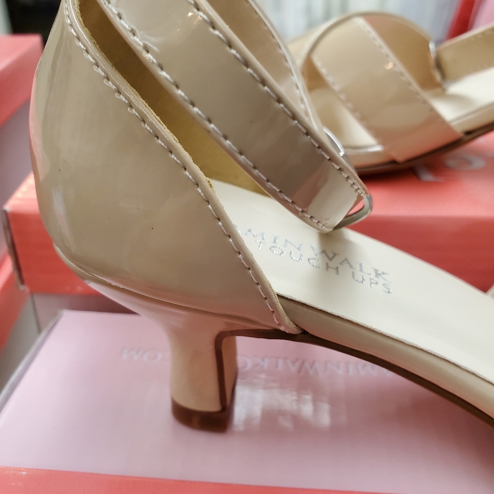 Benjamin Walk Pageant Shoes - Picture 3 of 7